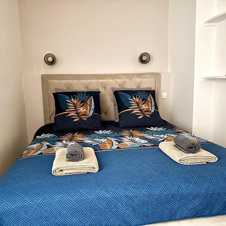 Le Charme Parisien Au Coeur De Montmartre Homestay