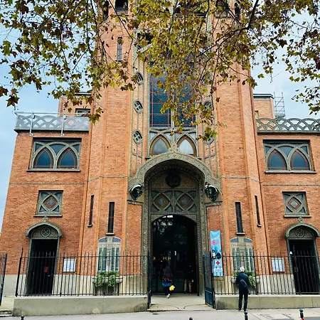 Le Charme Parisien Au Coeur De Montmartre Homestay
