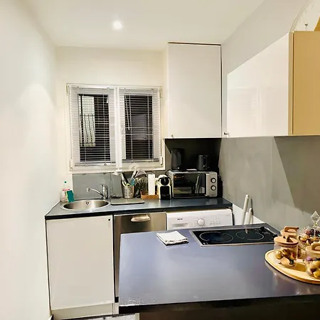 Le Charme Parisien Au Coeur De Montmartre Accommodatie bij particulieren *