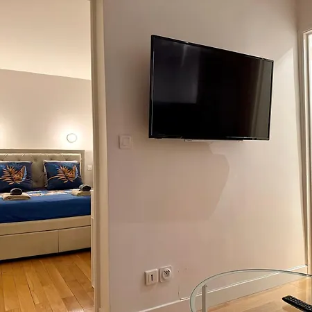 홈스테이 Le Charme Parisien Au Coeur De Montmartre